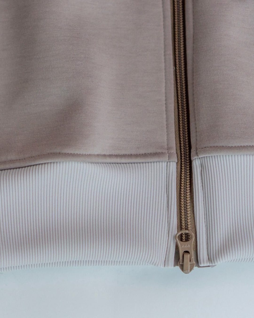 レディースパーカー　Beige